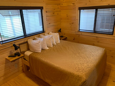 The Beach House Lakeview Log Cabin Master