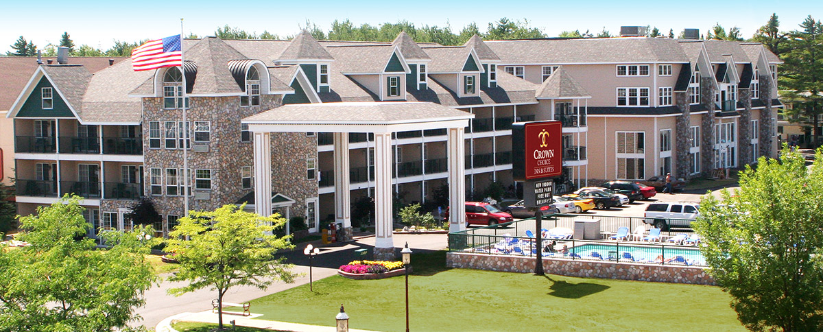 Crown Choice Inn & Suites of Mackinaw City