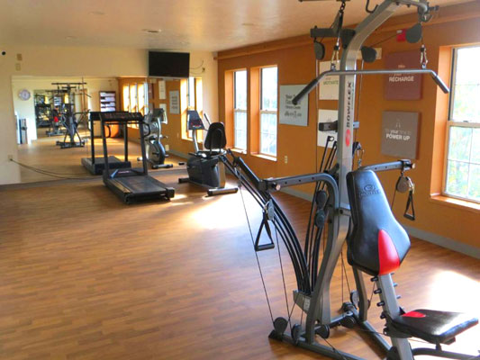 Bayside Hotel of Mackinac Exercise Room