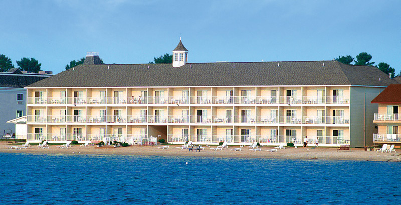 Comfort Inn Lakeside Private Sandy Beach