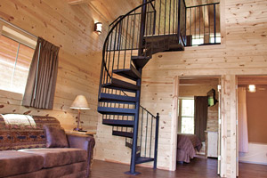 Mackinac Loft Cabins Master & Loft Two Story Cabin