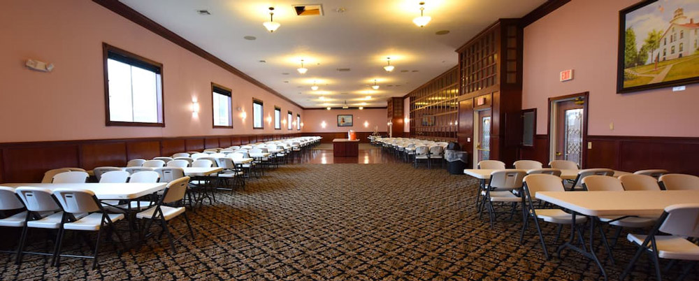 Mackinaw Beach and Bay Large Event Hall